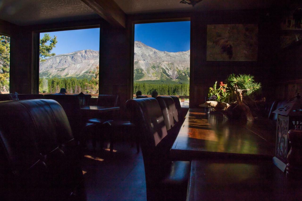 Summit Mountain Lodge And Steakhouse East Glacier Park Village Exterior photo