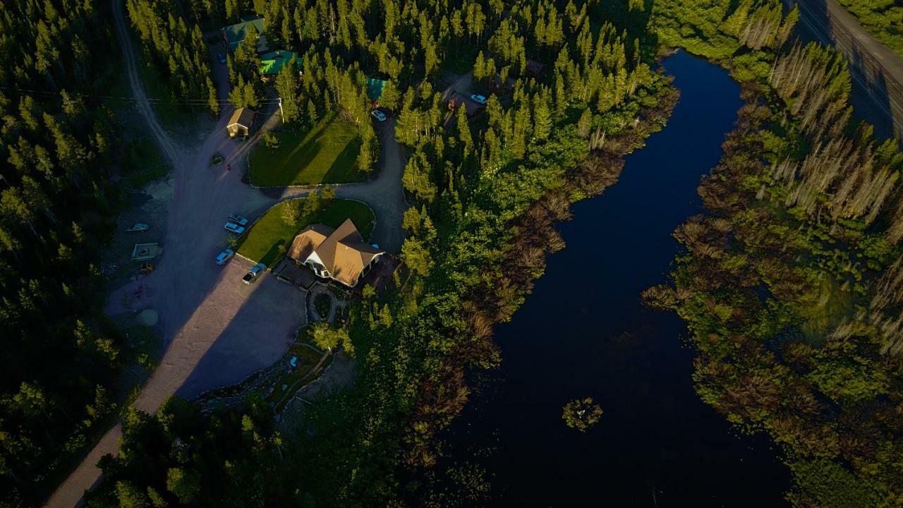 Summit Mountain Lodge And Steakhouse East Glacier Park Village Exterior photo